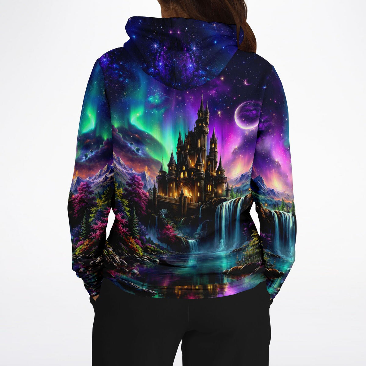 Dreamer Hoodie mit magischem Schloss, Polarlichtern und Galaxie-Motiv im All-Over-Print Design für Kunstbegeisterte.