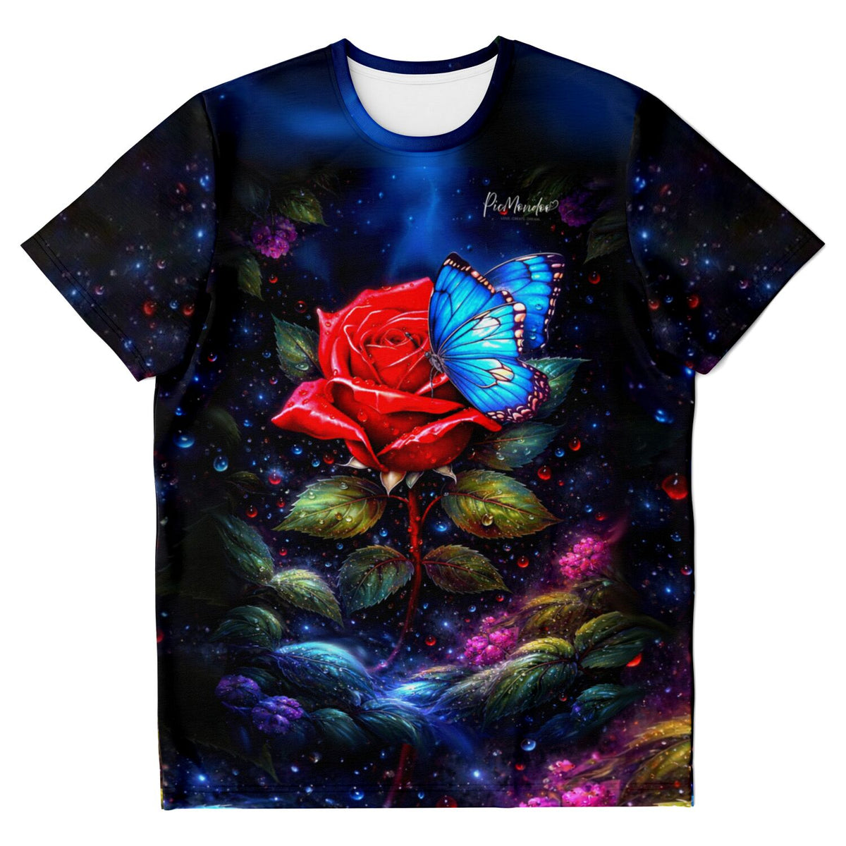 T-Shirt mit künstlerischem Motiv einer leuchtend roten Rose und einem strahlend blauen Schmetterling im Fantasy-Stil.