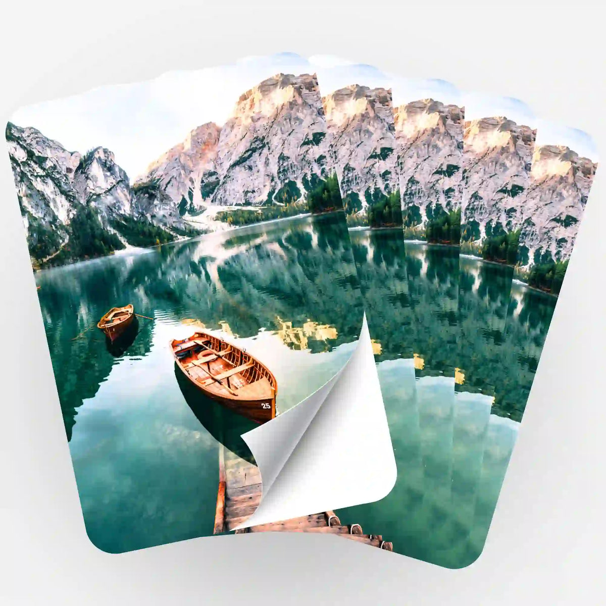 Fünfer-Set Aufkleber mit Boot am Bergsee Motiv zur Organisation von Diamond Painting Sets und Malen nach Zahlen Projekten