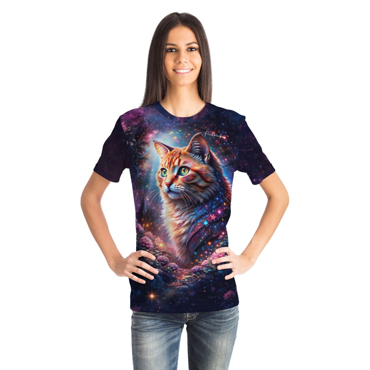 Frau trägt Dreamer T-Shirt mit Sternenpfote-Motiv, inspiriert von Diamond Painting und Malen nach Zahlen Designs.
