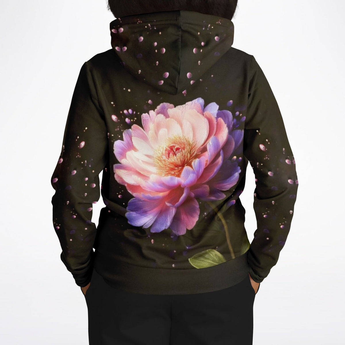 Schwarzer Dreamer Hoodie mit Pfingstrosen-Print, inspiriert von kunstvollen Diamond Painting und Malen nach Zahlen Designs.