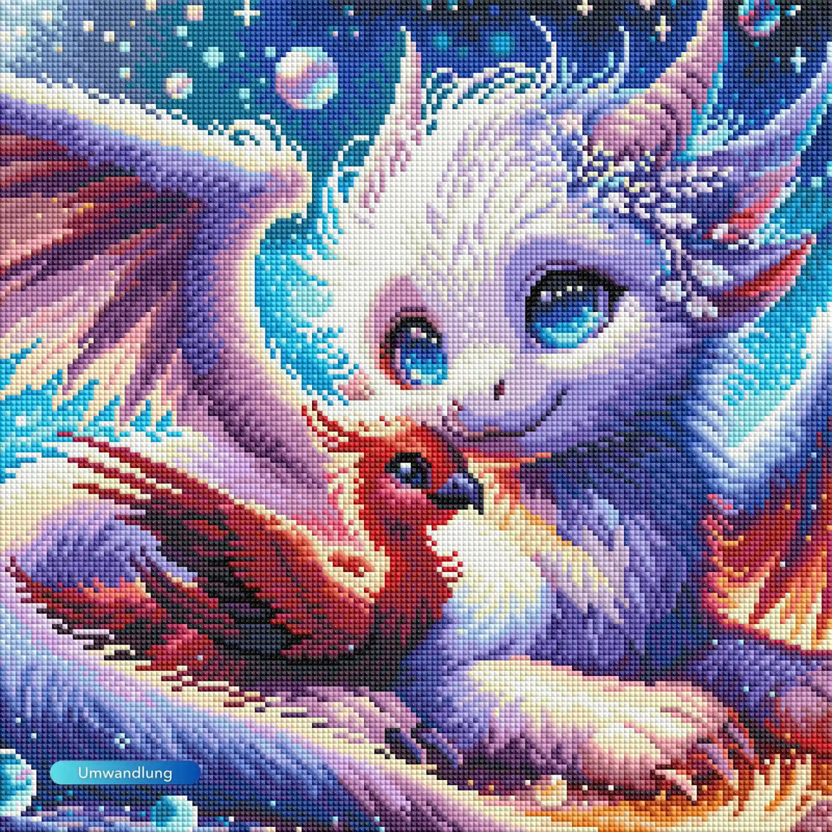 Diamond Painting Set mit Fantasy-Motiv: Ein niedlicher kleiner Drache und ein roter Vogel in einer magischen Sternennacht.