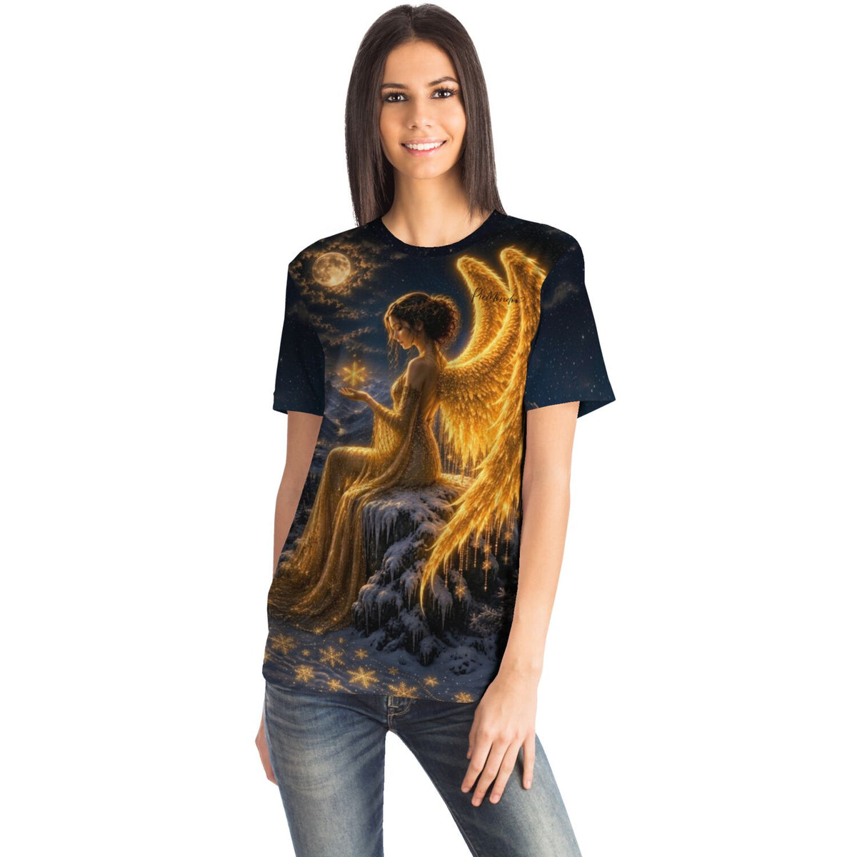 Frau trägt Dreamer T-Shirt mit Engel Motiv, ideal für Fans von Diamond Painting und Malen nach Zahlen für Erwachsene