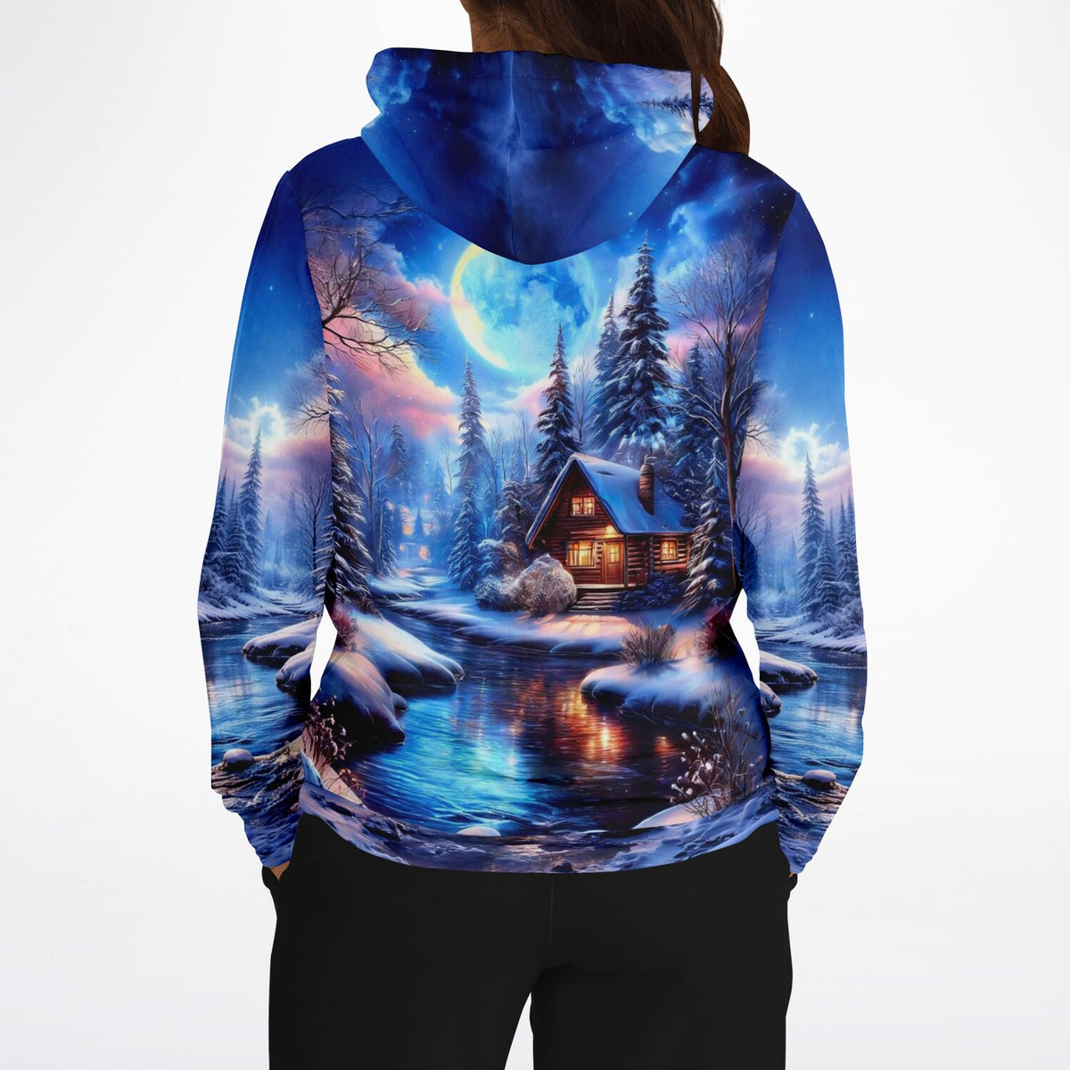 Dreamer Hoodie mit winterlichem Motiv: Blockhütte bei Mondschein, vergleichbar mit Diamond Painting und Malen nach Zahlen