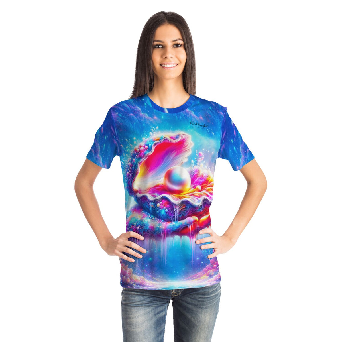 Frau trägt blaues T-Shirt mit buntem Zauber des Meeres Motiv im Stil von Diamond Painting und Malen nach Zahlen Kunst