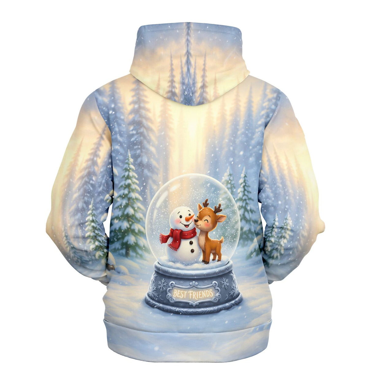 Dreamer Hoodie mit Best Friends Wintermotiv: Schneemann und Rentier in Schneekugel vor verschneiter Waldlandschaft