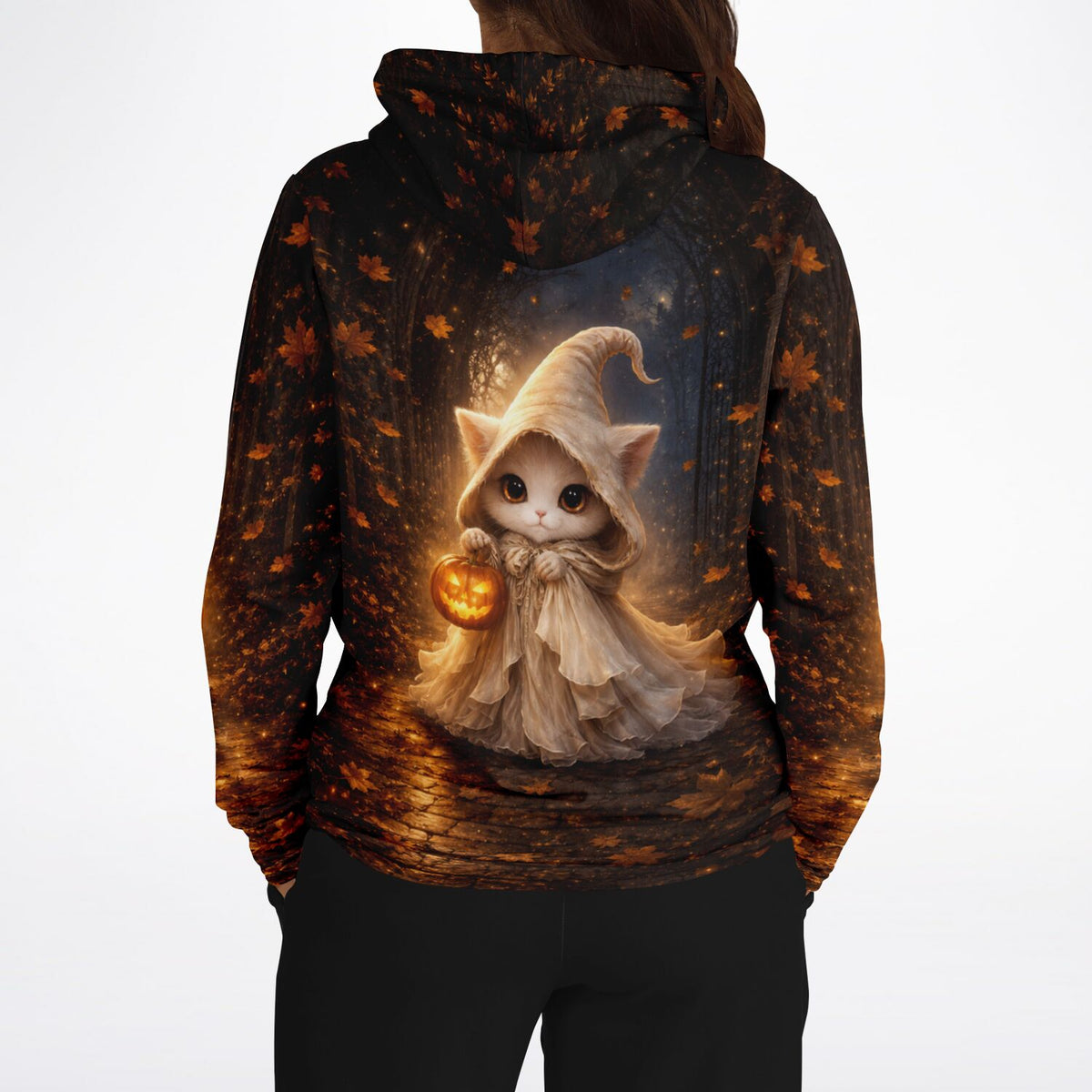 Dreamer Hoodie mit niedlicher Katzen-Hexe als Motiv im herbstlichen Wald, passend zu Diamond Painting und Malen nach Zahlen