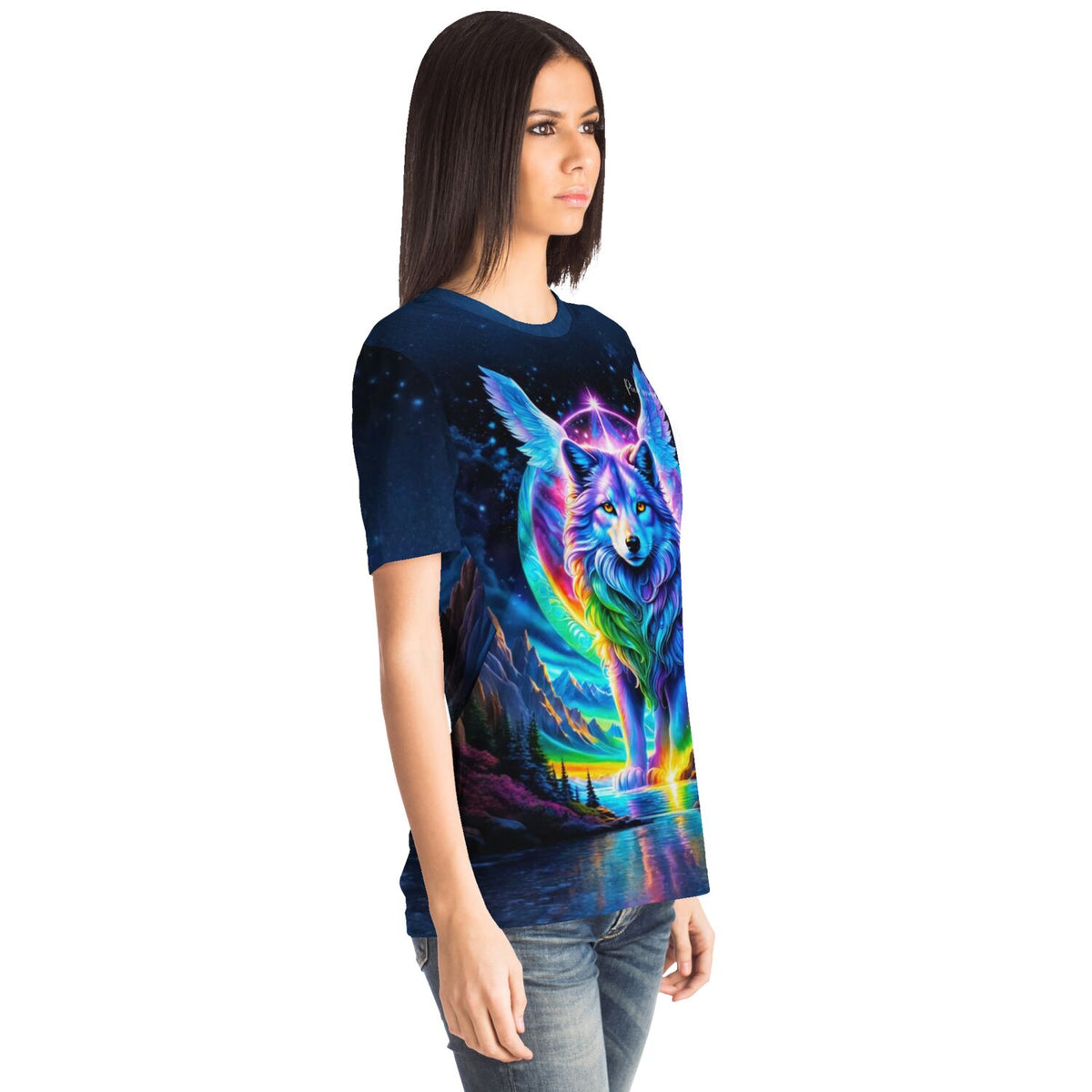 Frau trägt T-Shirt mit farbenfrohem, geflügeltem Wolf-Motiv im Stil von Diamond Painting und Malen nach Zahlen Designs