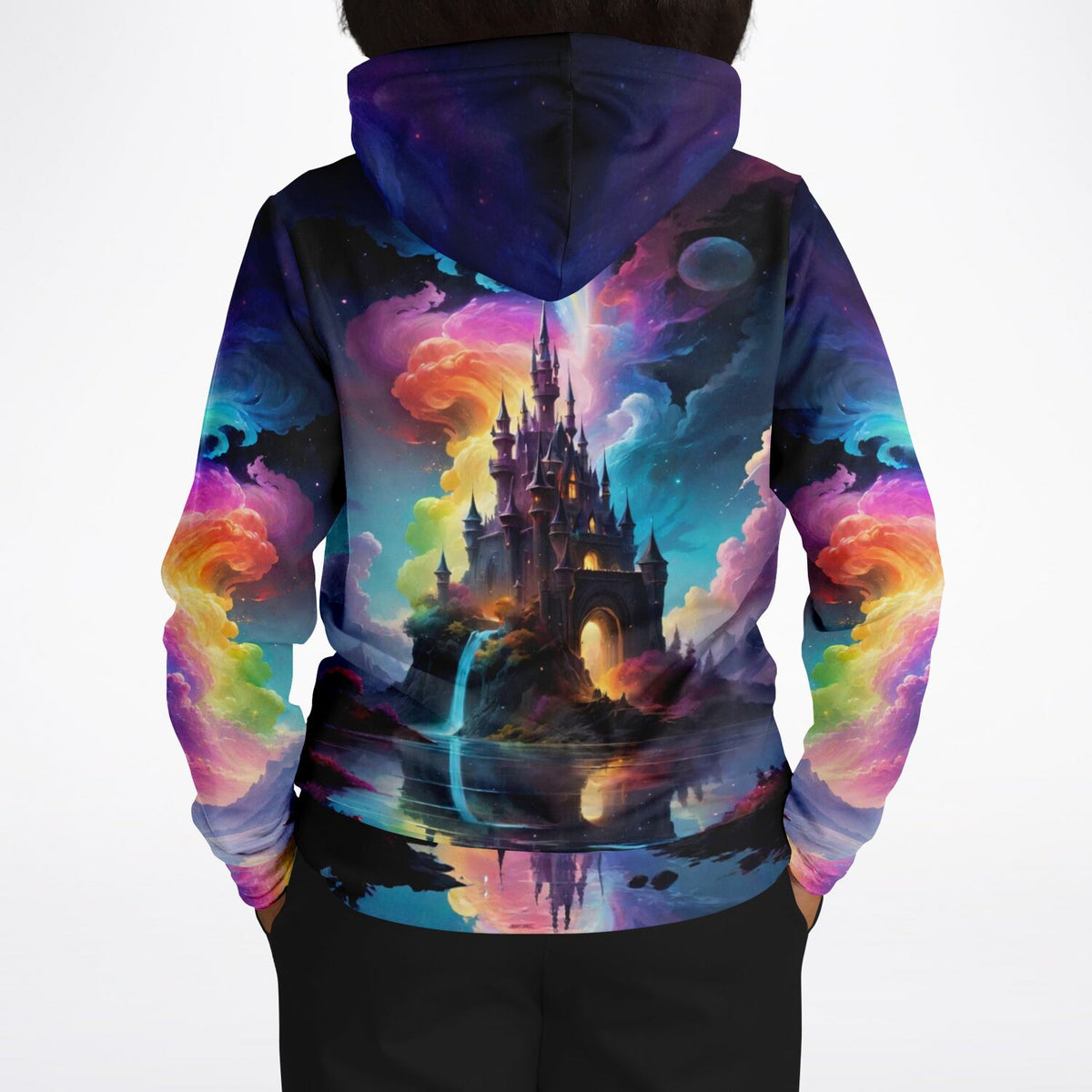 Hoodie mit buntem Zauberschloss Motiv, das an die leuchtenden Farben unserer Diamond Painting und Malen nach Zahlen Sets erinnert