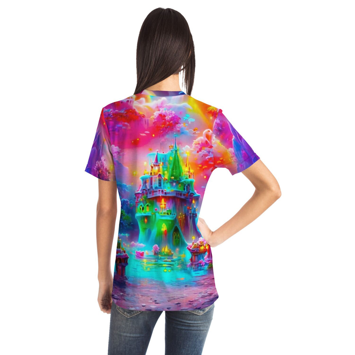 T-Shirt mit buntem Fantasie-Schloss-Motiv im Stil unserer beliebten Diamond Painting und Malen nach Zahlen Vorlagen.