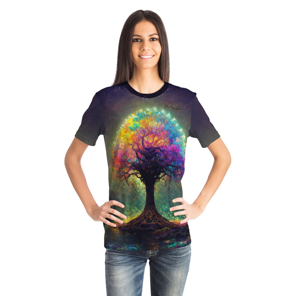 Frau trägt ein T-Shirt mit buntem Blitz-Baum Motiv, inspiriert von Diamond Painting und Malen nach Zahlen Designs.