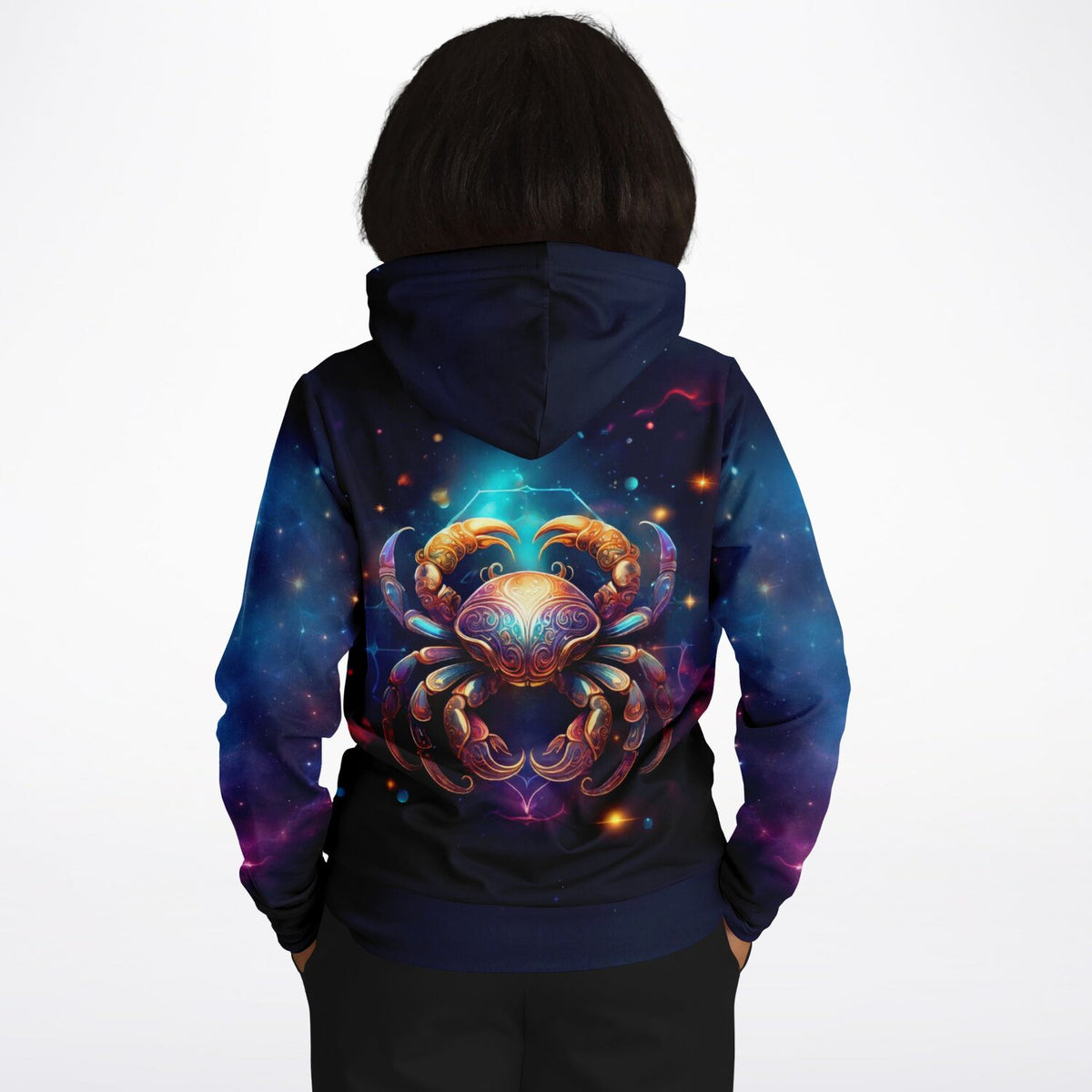 Dreamer Hoodie mit Sternzeichen Krebs Motiv in Space-Optik, passend zu Designs für Diamond Painting und Bastelfans