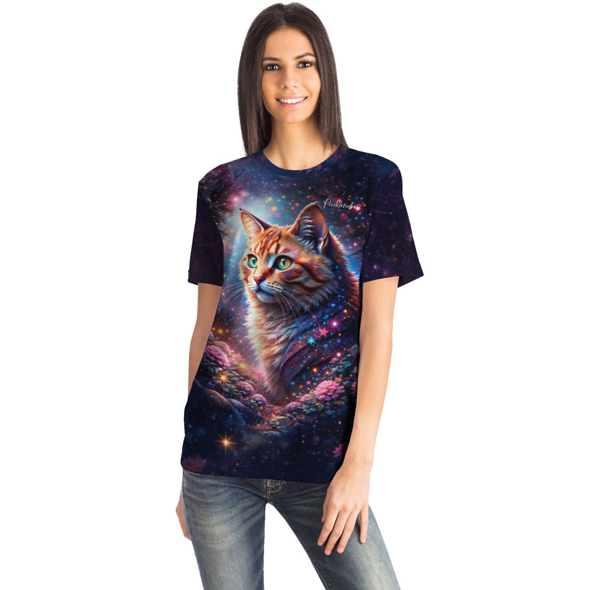 Frau trägt ein T-Shirt mit Sternenpfote-Print, inspiriert von faszinierenden Diamond Painting und Malen nach Zahlen Motiven