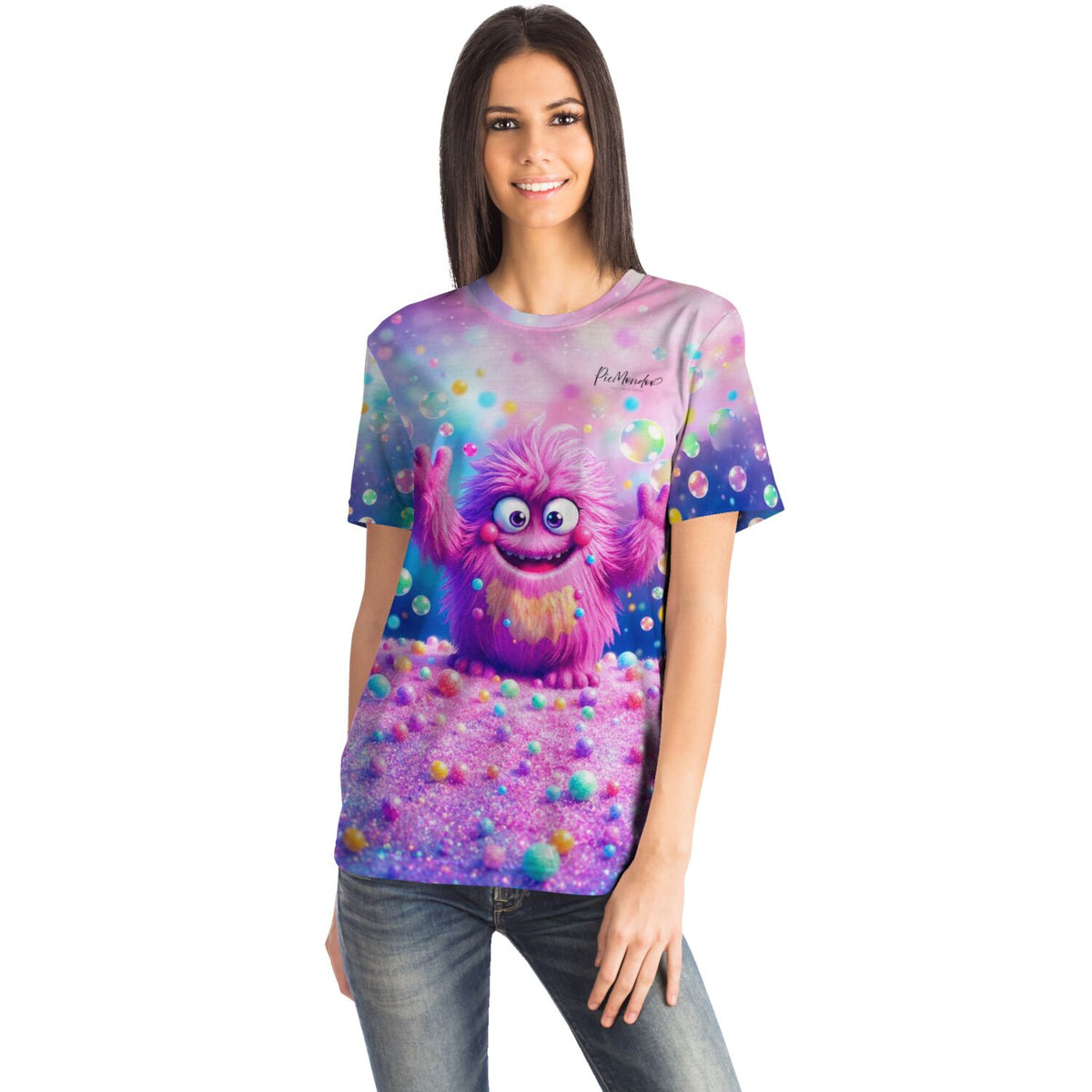 Frau trägt ein Dreamer T-Shirt mit Eckbert Motiv, passend zu bunten Diamond Painting und Malen nach Zahlen Designs.