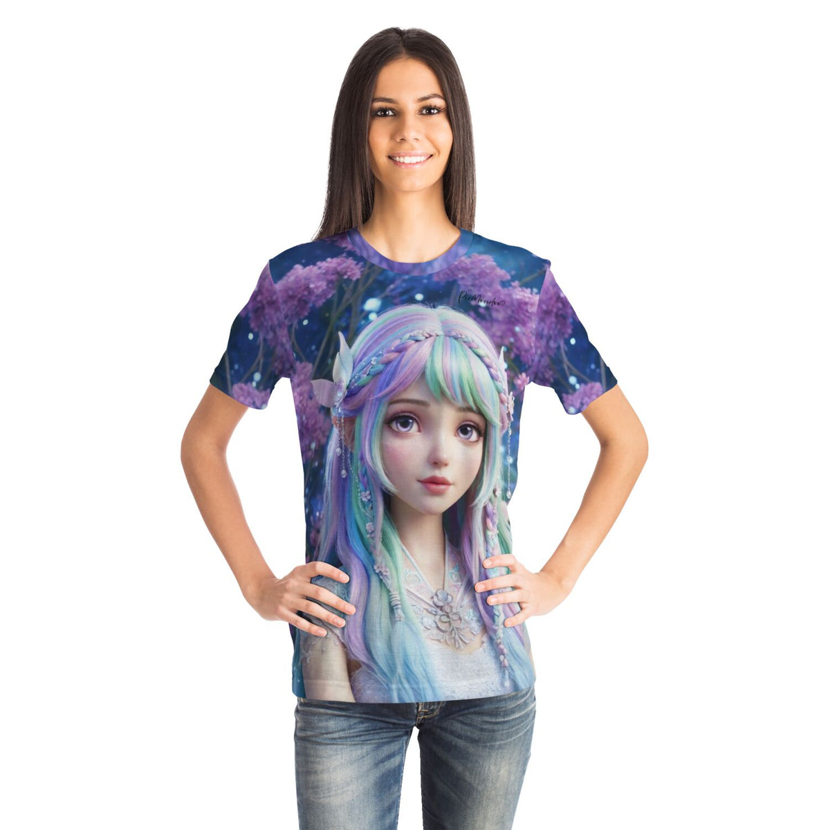 Frau trägt Dreamer T-Shirt mit Fee Elara Motiv, ideal für Fans von Diamond Painting und Malen nach Zahlen Designs.