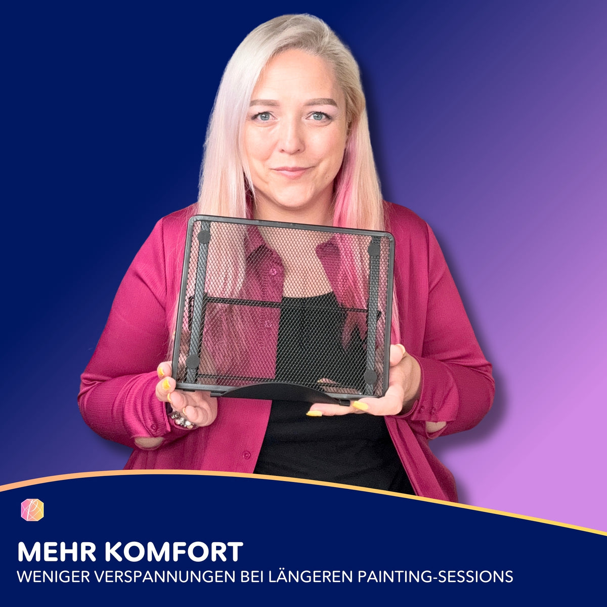 Frau hält stabilen, schwarzen Diamond Painting Ständer für rückenschonendes Arbeiten an großen Motiven