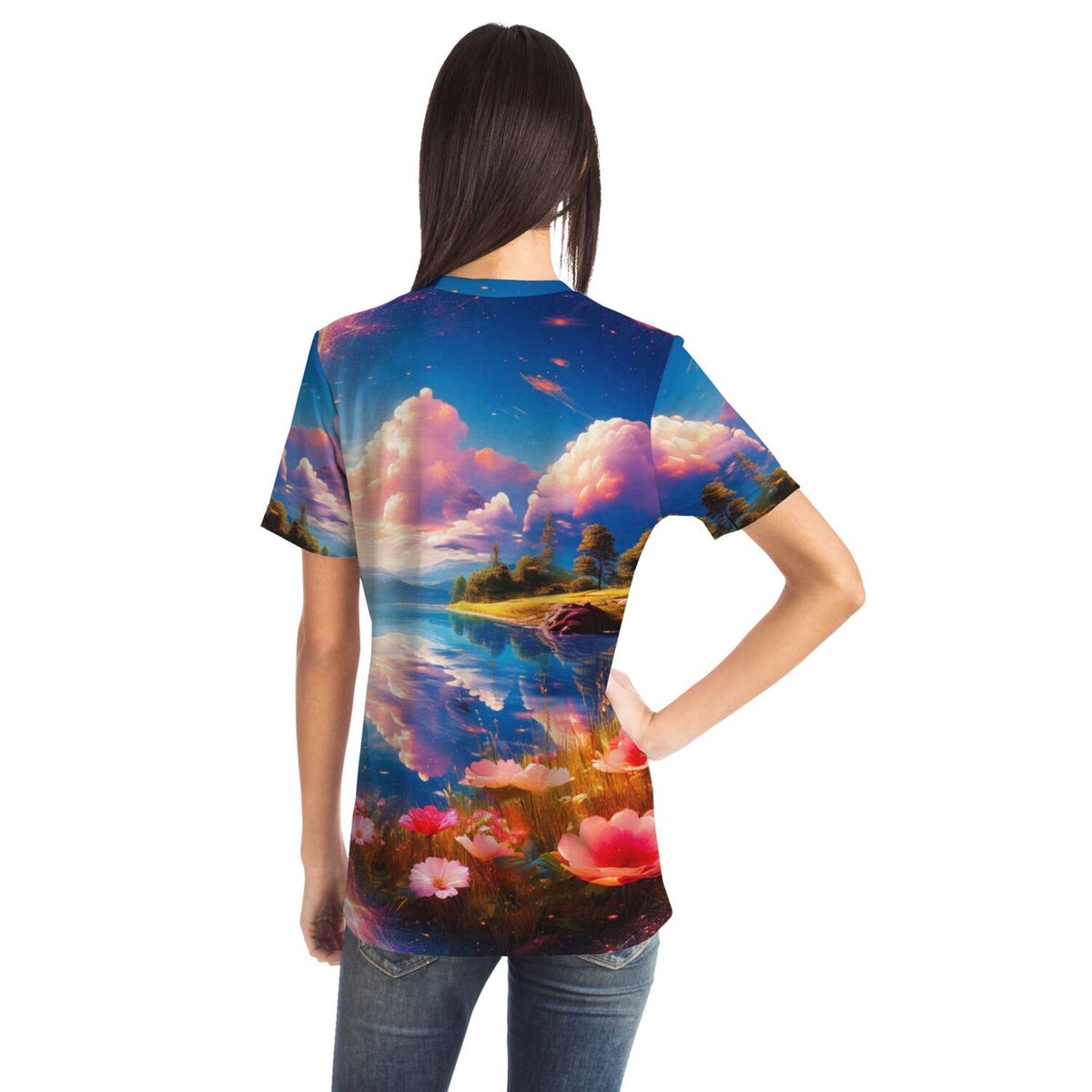 Frau trägt T-Shirt mit romantischem See-Motiv im Stil unserer Malen nach Zahlen und Diamond Painting Vorlagen