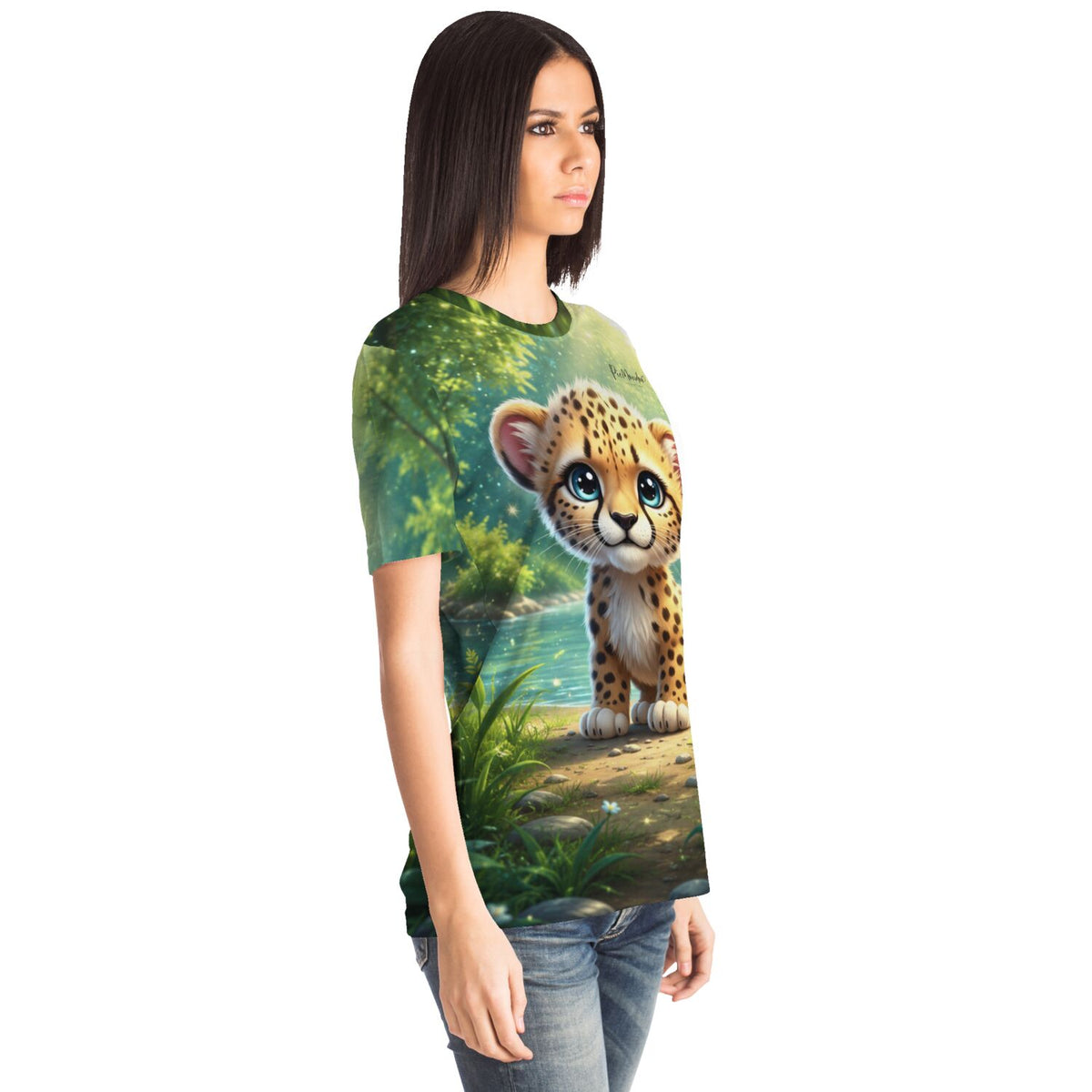 Frau trägt T-Shirt mit Kibo Geparden-Design im Stil beliebter Diamond Painting und Malen nach Zahlen Motive