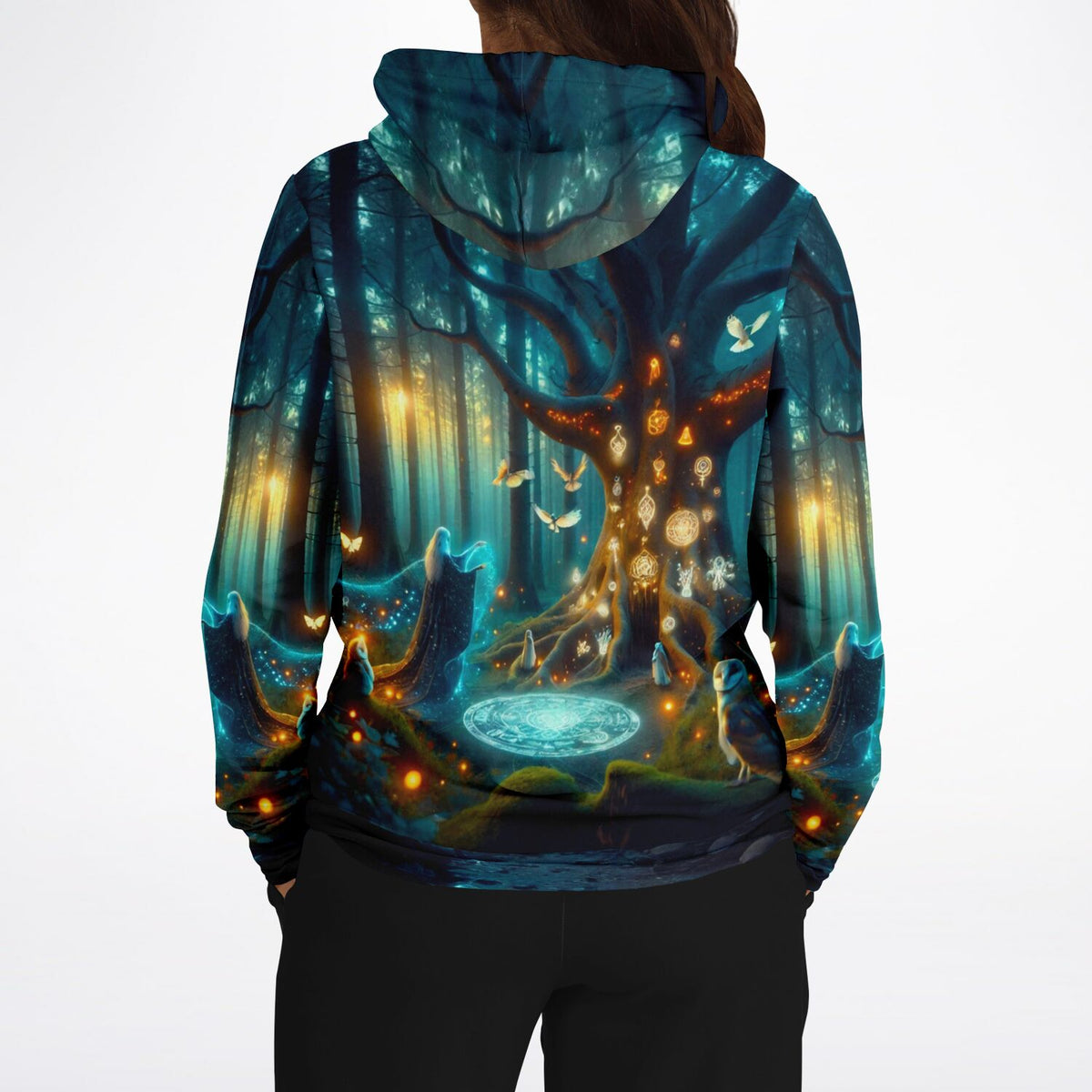Dreamer Hoodie Hexennacht mit mystischem Wald-Motiv im Stil unserer Malen nach Zahlen und Diamond Painting Designs
