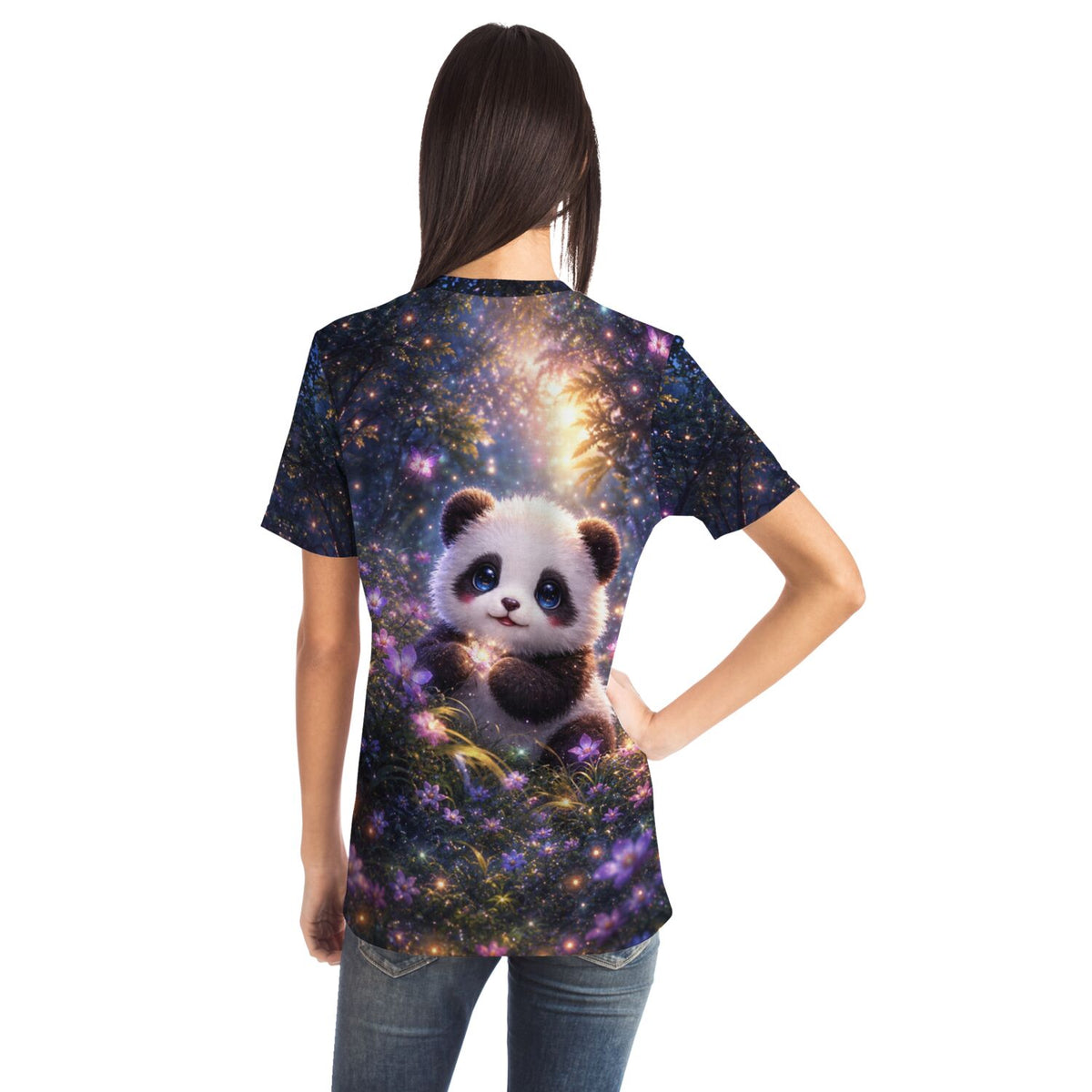 Frau trägt Dreamer T-Shirt mit liebevollem Panda-Motiv im Stil von Diamond Painting und Malen nach Zahlen