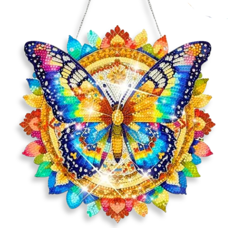 Glitzernder Diamond Painting Aufhänger als bunter Schmetterling mit Mandala-Design zur Wand- oder Fensterdeko