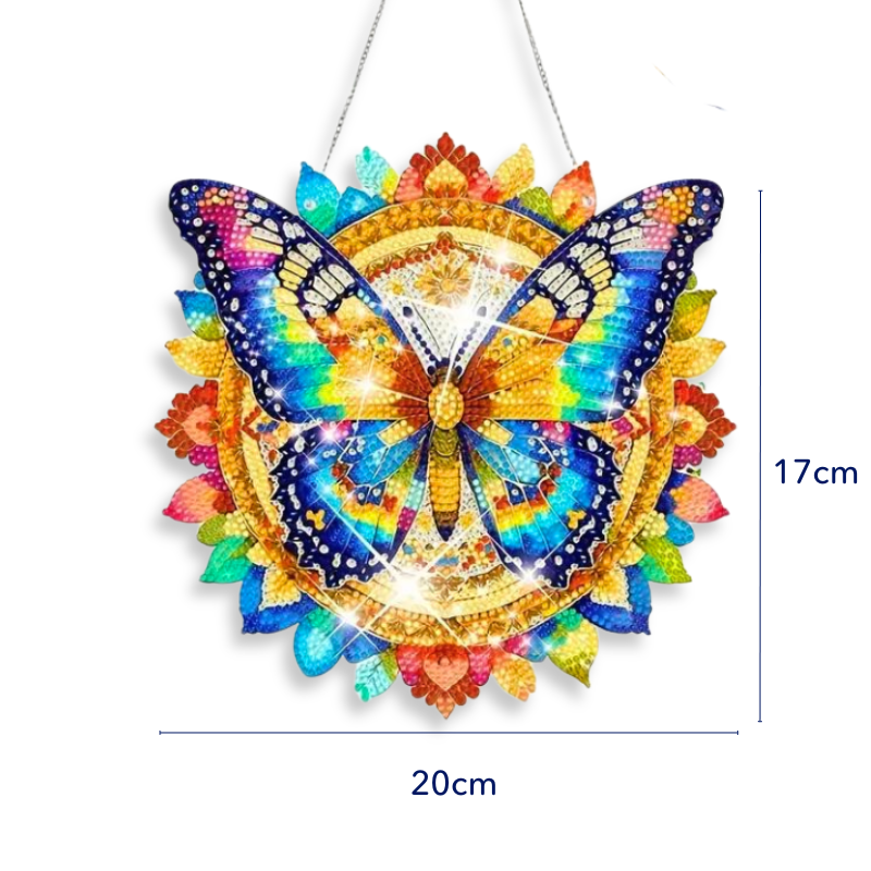 Diamond Painting Aufhänger Schmetterling in Regenbogenfarben als glitzernde Wand- und Fensterdekoration