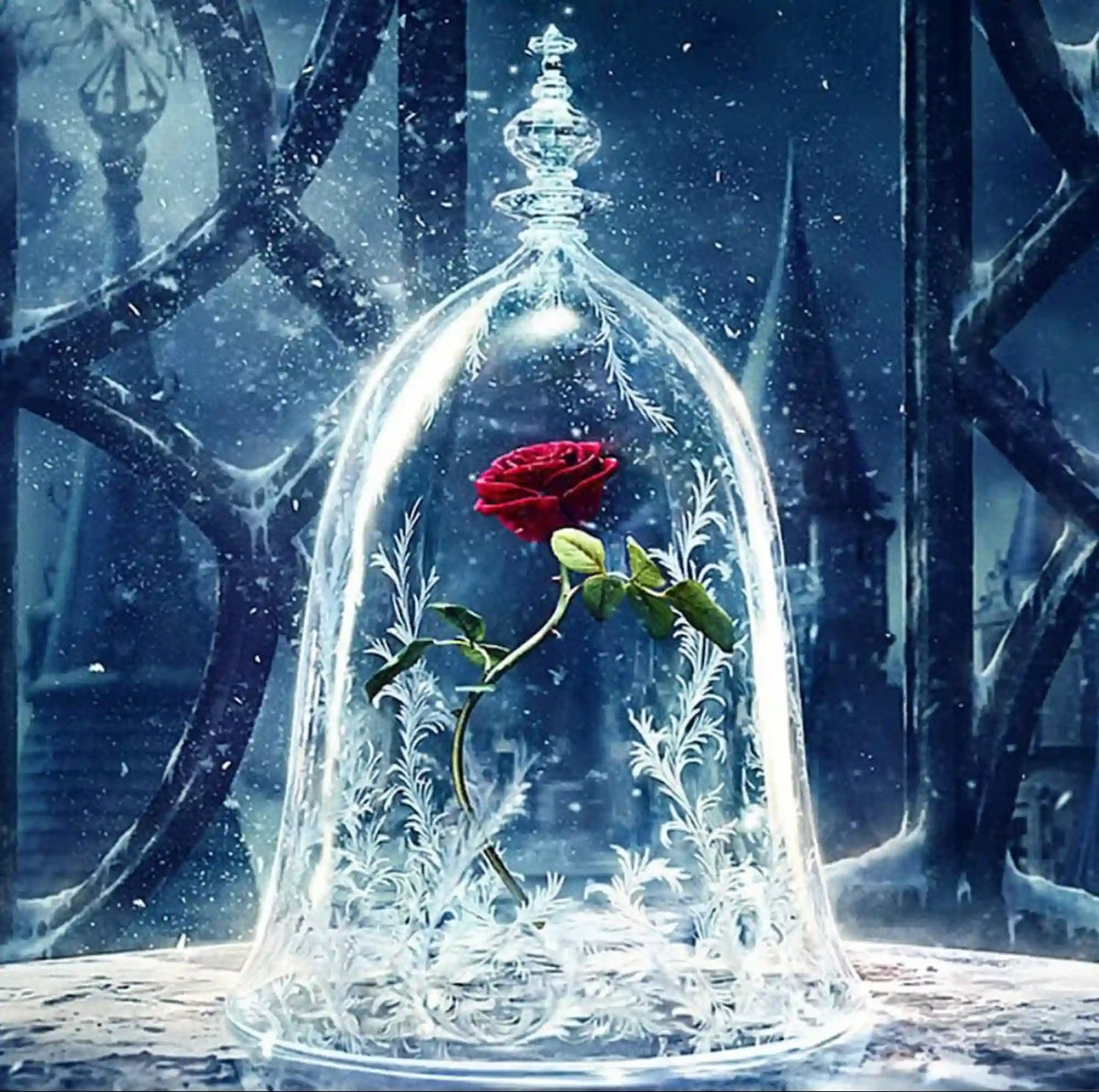 Diamond Painting Set mit roter Rose im verzauberten Wunderglas vor winterlicher Märchenschloss-Kulisse