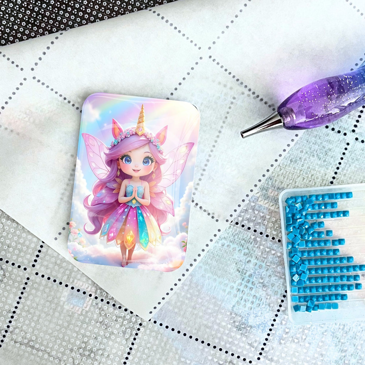 Magischer Coverminder Fairydust für Diamond Painting mit Einhorn-Fee Motiv auf einer Leinwand mit Steinchen