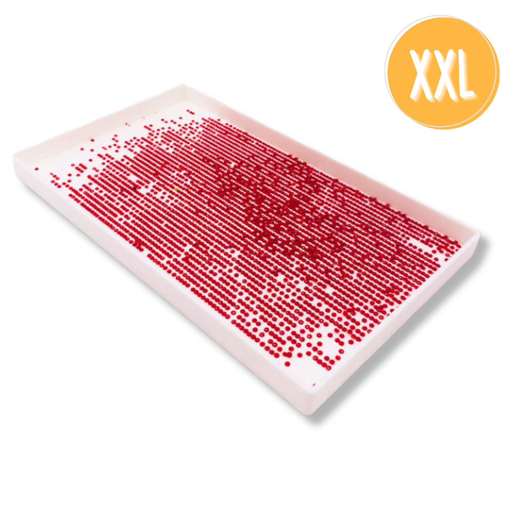 XXL Diamond Painting Schiffchen gefüllt mit roten Steinchen als praktisches Zubehör für Diamanten Painting