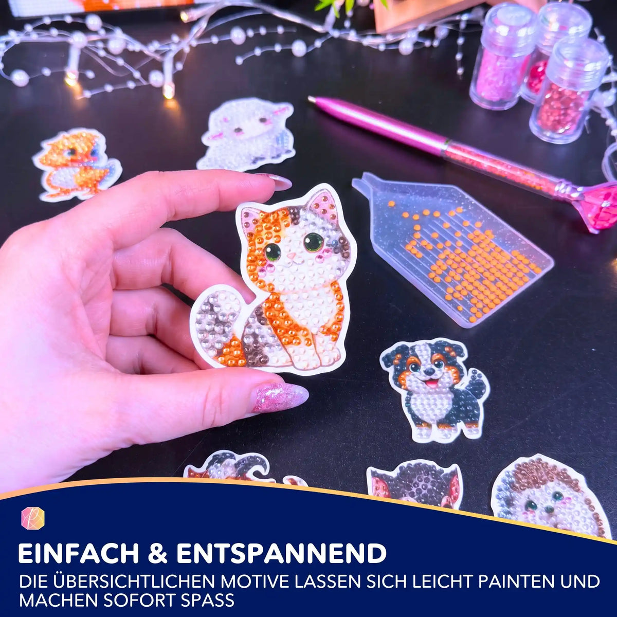 Diamond Painting Sticker Set mit niedlichen Tier-Motiven, funkelnde Steinchen auf handgefertigten Katzen- und Hunde-Stickern.