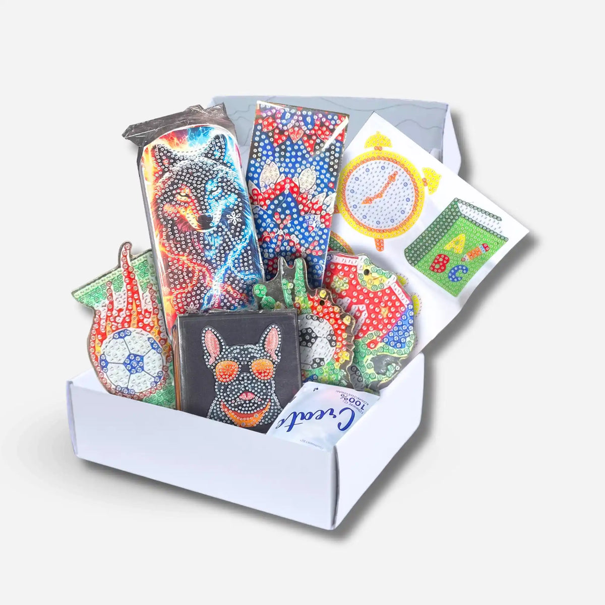 Diamond Painting Schul-Set für Jungen mit bunten Glitzer-Motiven, Stickern und kreativem Bastelzubehör in einer Geschenkbox