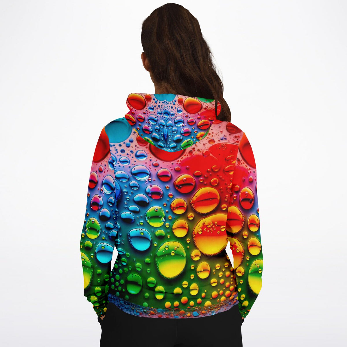 Hoodie mit buntem Regentropfen-Muster in leuchtenden Farben, ähnlich den strahlenden Details eines Diamond Painting Sets.
