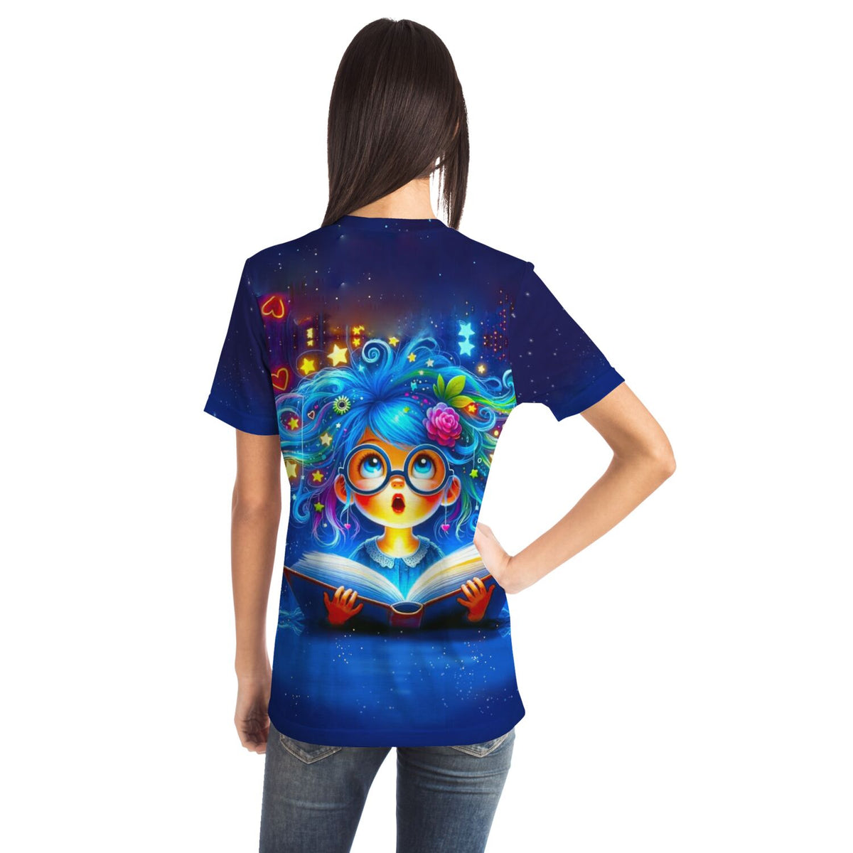T-Shirt mit Lesemaus Josephine Motiv in leuchtenden Farben, inspiriert von Diamond Painting Kunstwerken