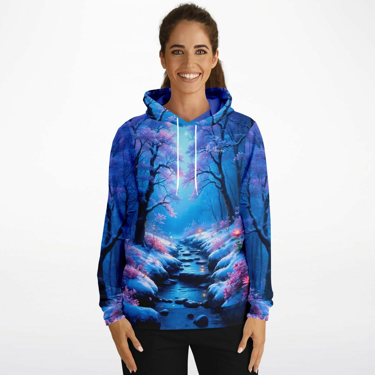 Frau trägt Hoodie mit Fluss der Träume Motiv, passend im Stil zu Diamond Painting und Malen nach Zahlen für Erwachsene.