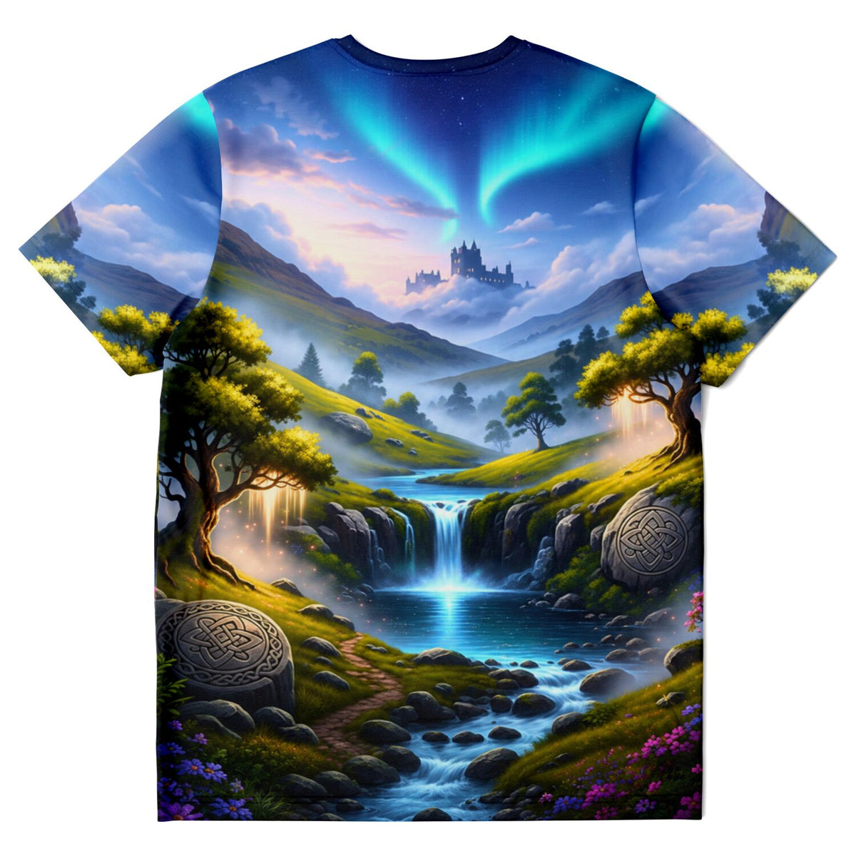 Dreamer T-Shirt Tal der Erinnerung mit magischer Schlosslandschaft, Wasserfall und Nordlichtern als hochwertiger Druck