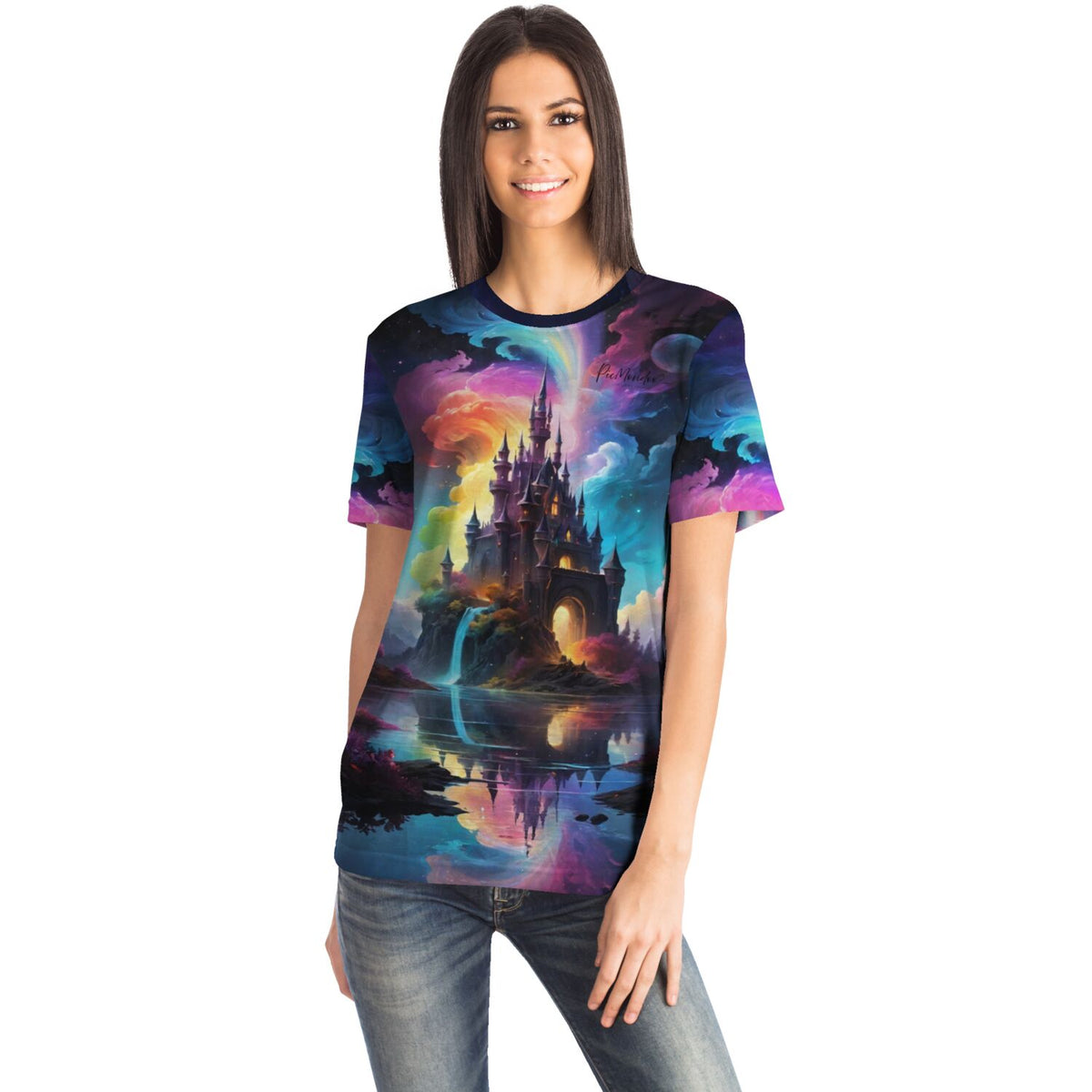 Frau trägt Dreamer T-Shirt mit Zauberschloss Motiv, passend im Stil zu Diamond Painting und Malen nach Zahlen Designs