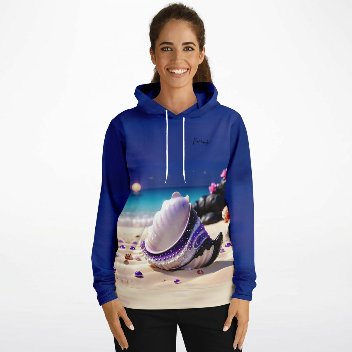 Dreamer Hoodie mit Muschel-Motiv in Violett, inspiriert durch unsere beliebten Diamond Painting und Malen nach Zahlen Designs.