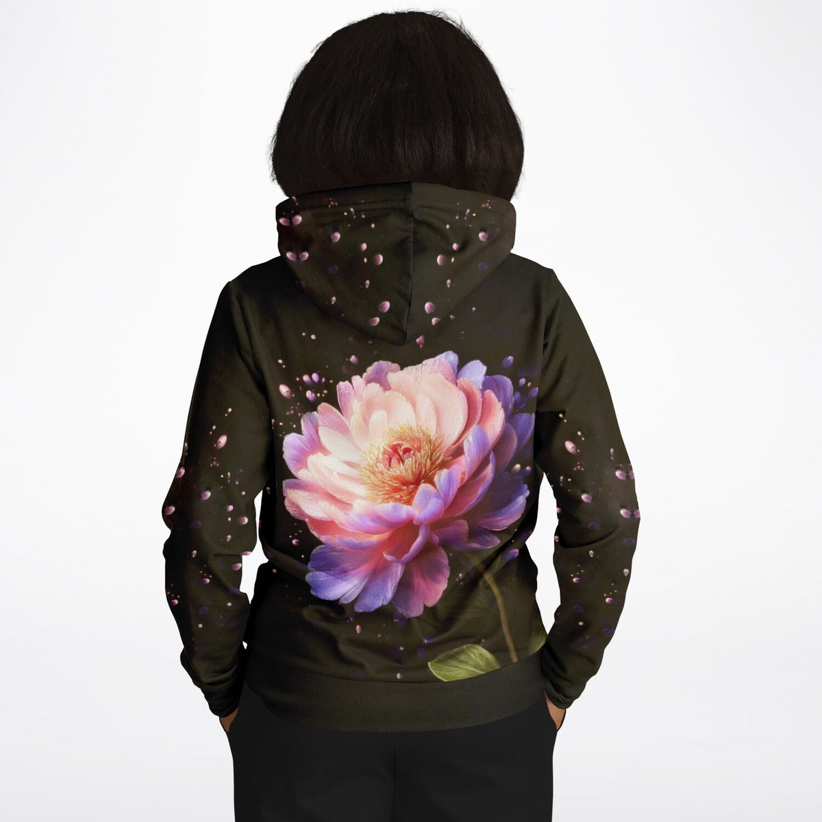 Dreamer Hoodie Flüstern der Pfingstrose mit blühendem Blumenmotiv in Lila und Rosa als hochwertiges AOP-Design