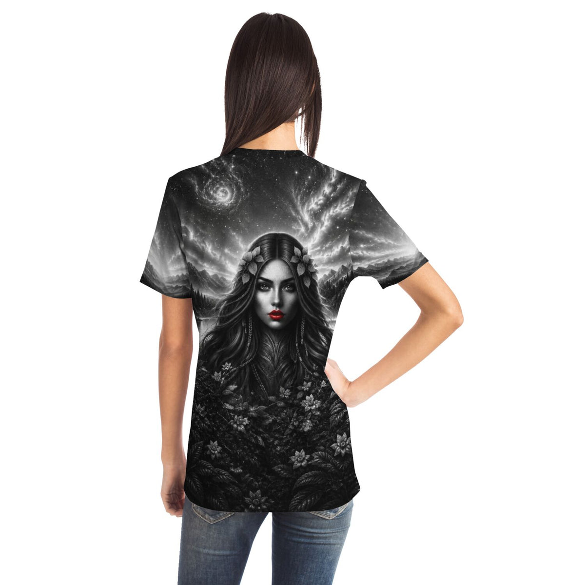 Dreamer T-Shirt mit mystischem Frauen-Motiv, Sternenhimmel und roten Lippen, ideal als Stilvorlage für Diamond Painting