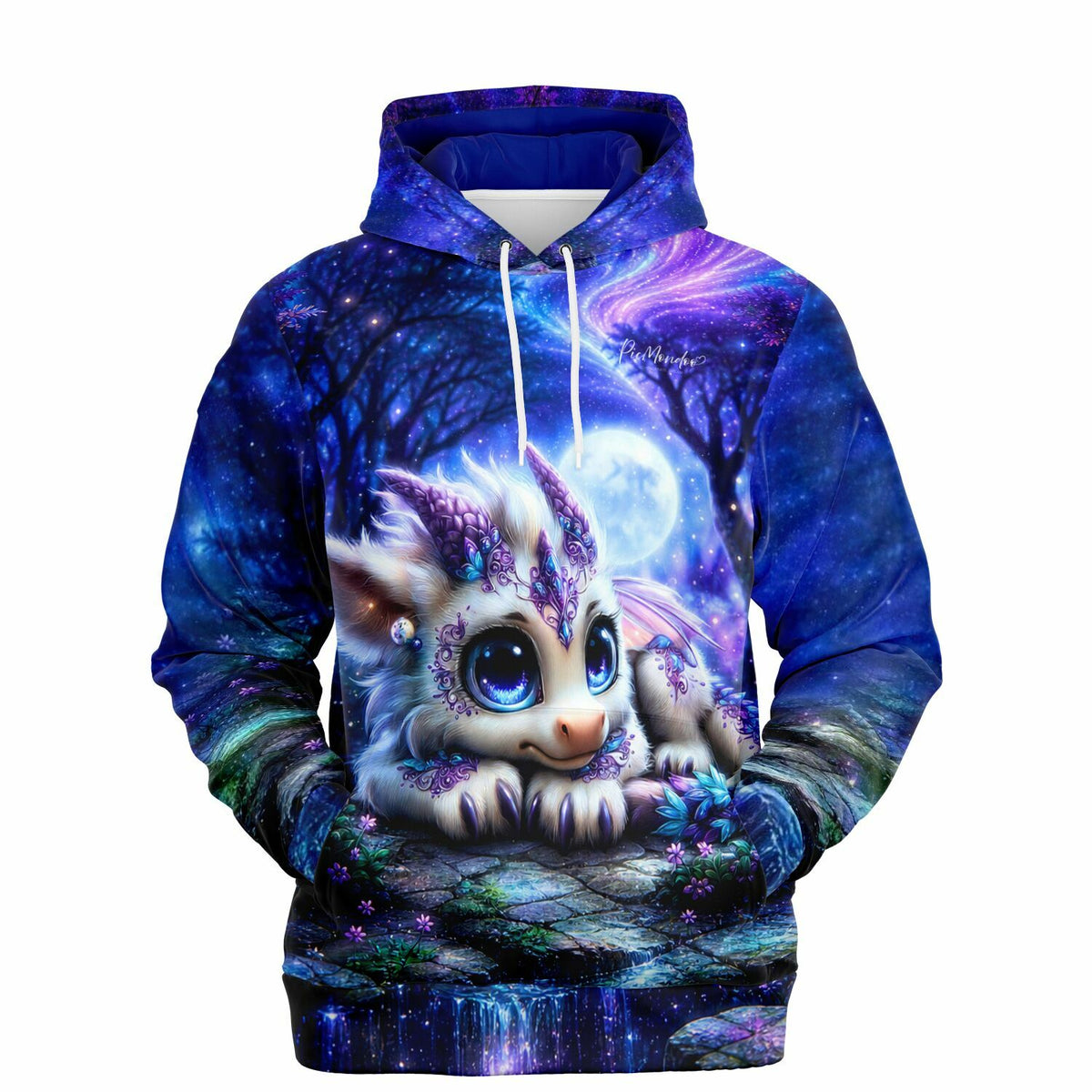 Dreamer Hoodie Lunaris mit süßem Drachen-Motiv in magischer Nachtlandschaft für Diamond Painting und Kunst Fans.
