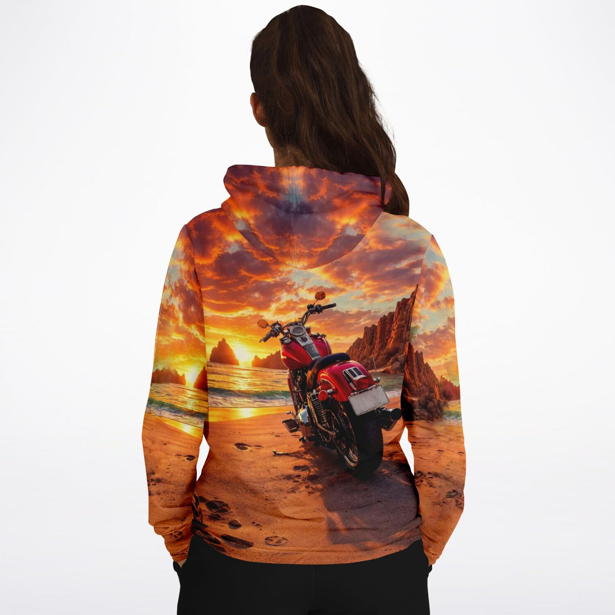 Dreamer Hoodie mit Motorrad Motiv am Strand bei Sonnenuntergang als stylischer All-Over-Print für Abenteurer