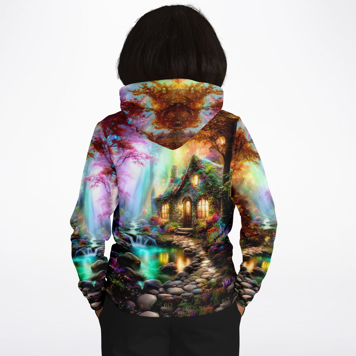 Dreamer Hoodie Heimkehr mit magischem Waldhaus-Print, ähnlich farbenfroh wie unsere Malen nach Zahlen Motive