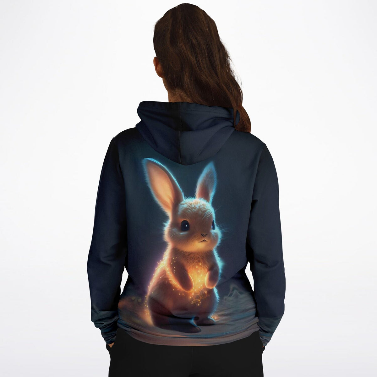 Schwarzer Dreamer Hoodie mit magischem Funkelhäschen-Motiv für Fans von Diamond Painting und kreativen Designs.