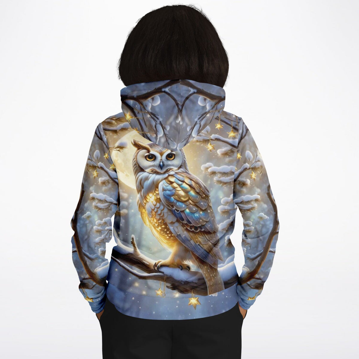 Dreamer Hoodie mit Motiv Goldene Schneeeule auf verschneitem Ast, passend zu Diamond Painting und Malen nach Zahlen Stil