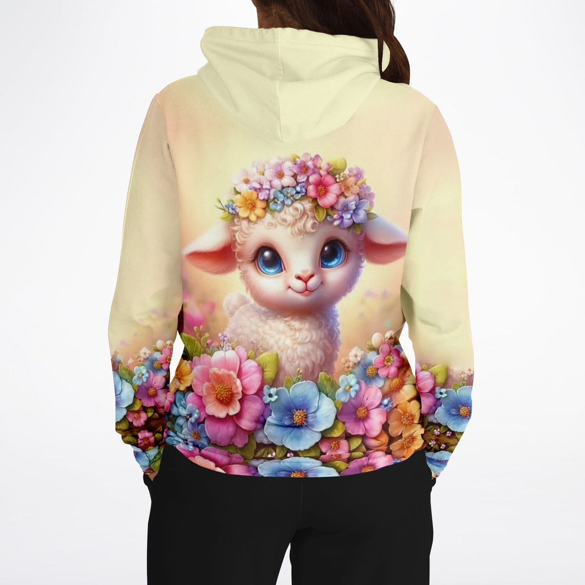 Dreamer Hoodie mit süßem Osterlämmchen Motiv, umgeben von bunten Blumen und floralem Design für Kreativ-Fans.