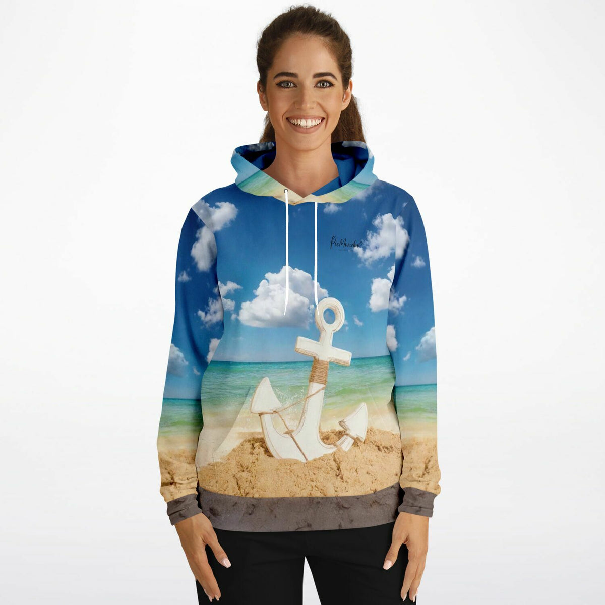 Frau trägt Dreamer Hoodie mit maritimem Anker-Motiv, das den Stil von Malen nach Zahlen oder Diamond Painting Designs zeigt.