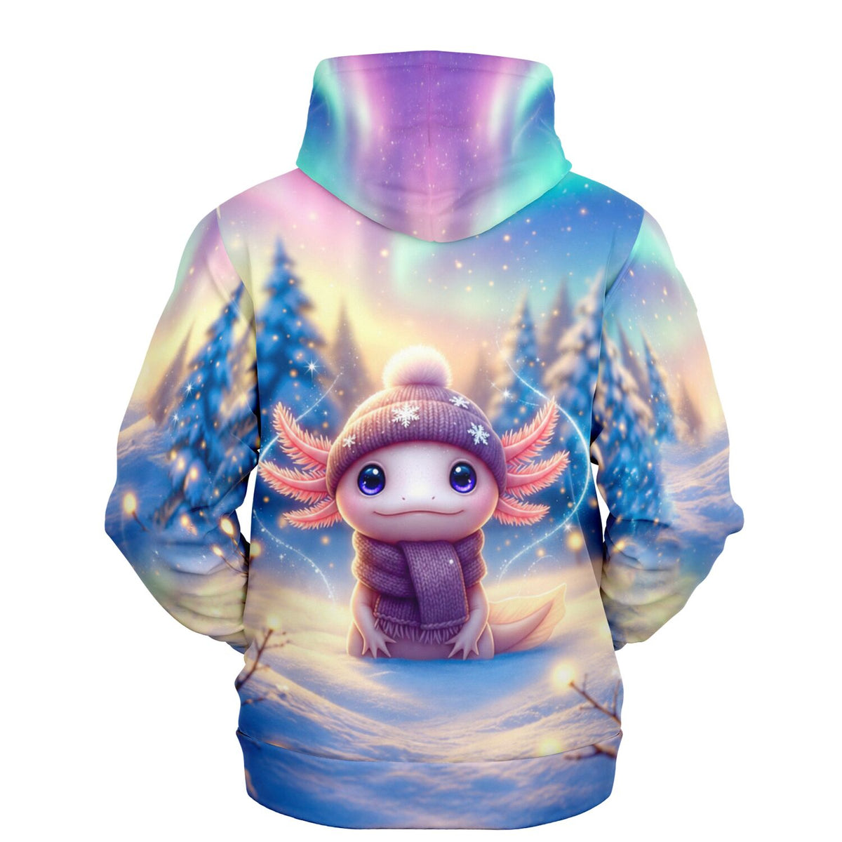 Hoodie mit süßem Axolotl im Winter-Design mit Mütze, Schal und Polarlichtern vor verschneiter Waldkulisse
