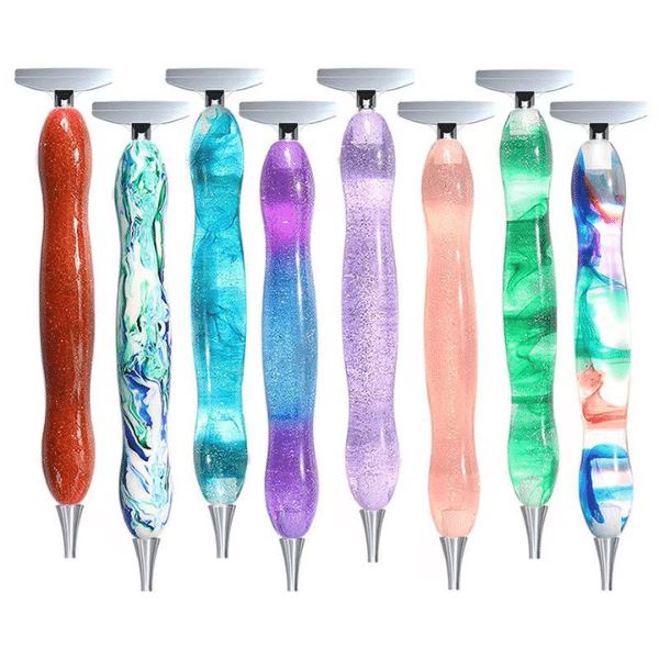 Ergonomische Diamond Painting Stifte im Farbenspiel-Design als hochwertiges Zubehör in glitzernden Farben