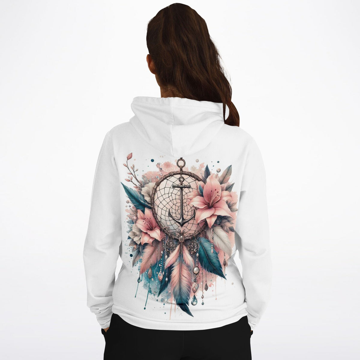 Weißer Hoodie mit Dream-Anker-Motiv, Traumfänger, Pfingstrosen und Federn im Aquarell-Stil auf dem Rücken.