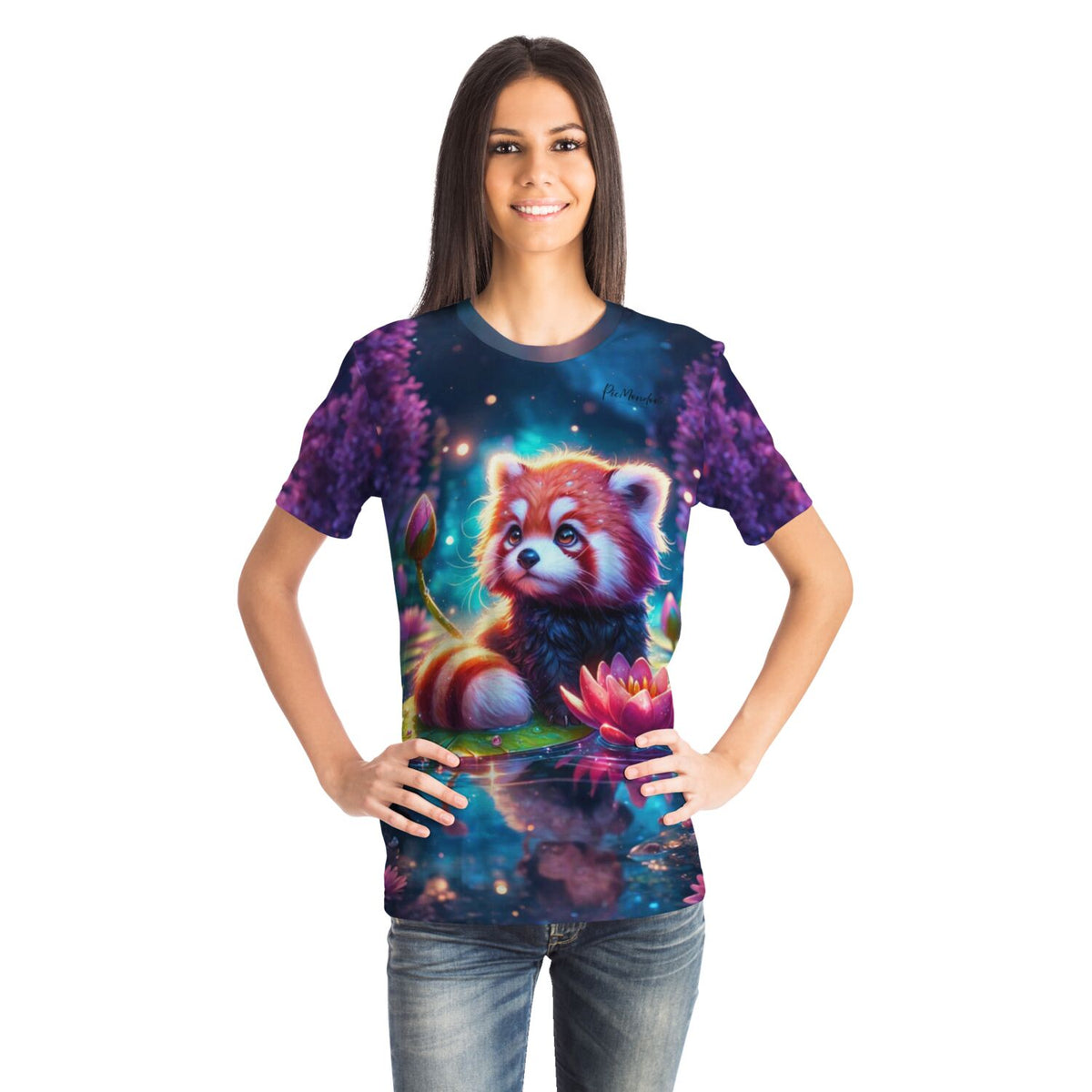 Frau trägt ein T-Shirt mit farbenfrohem Miko-Roten-Panda-Motiv im Stil unserer Diamond Painting und Malen nach Zahlen Sets